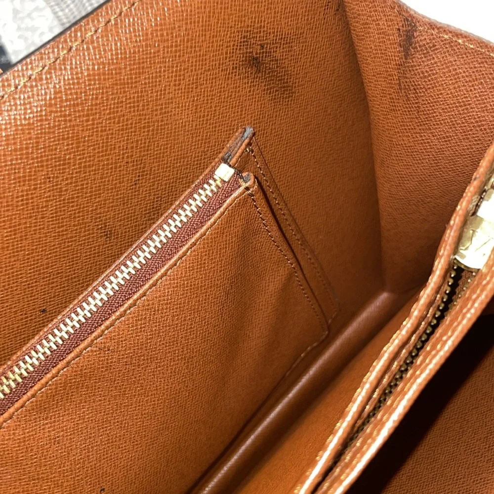 Louis Vuitton Monogram Courcelle Bag - Picture 11 of 15